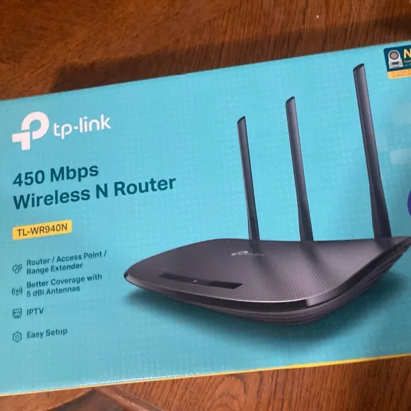 TP-Link Wireless Router - Picture 2 of 5